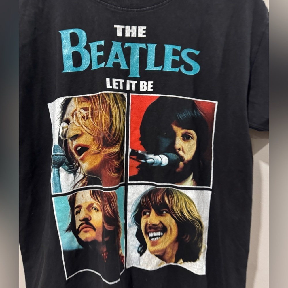 The Beatles Let it Be Licensed T-Shirt - Picture 3 of 6